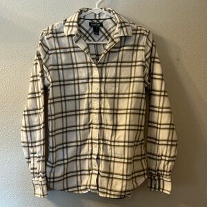 Lands End plaid button down size 6